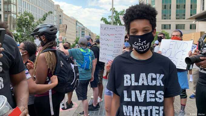  Black Lives Matter     